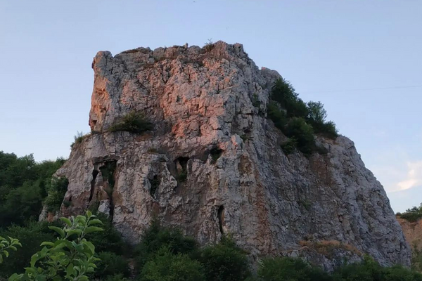 Rezerwat Kadzielnia Park Zastawie Rezerwat Kadzielnia Park Zastawie